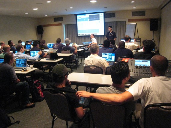 Training Brasilien 14 570x427 MA Lighting Latin America establishes grandMA2 trainings