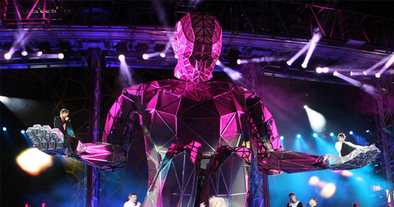 Brilliant Stages Build a Man For Take That’s Tour