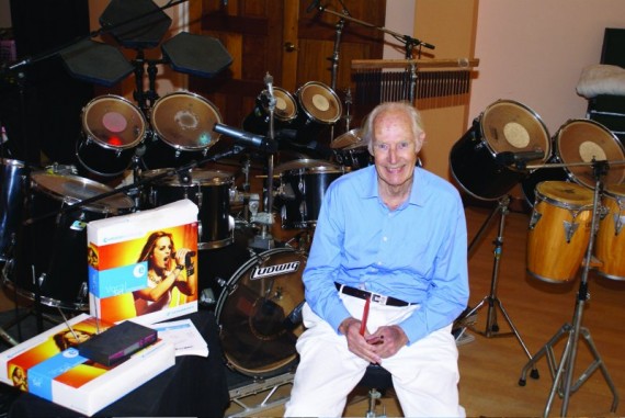 sennheiser_-george_martin_montserrat Sir. George Martin at the Montserrat Cultural Centre with the microphones donated by Sennheiser.