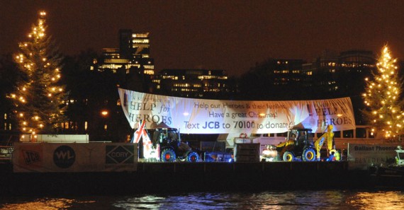 Unusual_JCB_H4H Thames barge