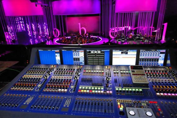Midas XL8s at FOH for the 2010 Nobel Peace Prize concert Midas XL8s at FOH for the 2010 Nobel Peace Prize concert