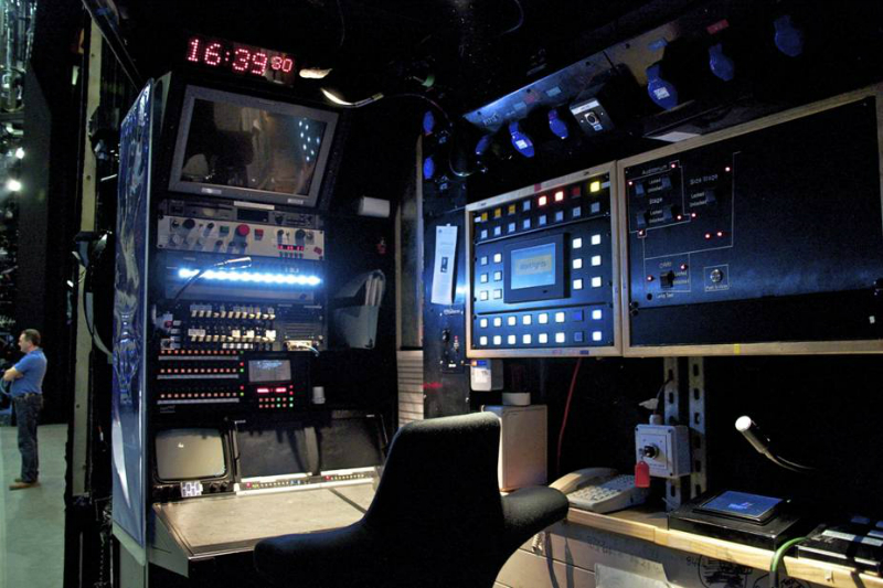 Royal Opera House upgrades to ETC Unison Paradigm