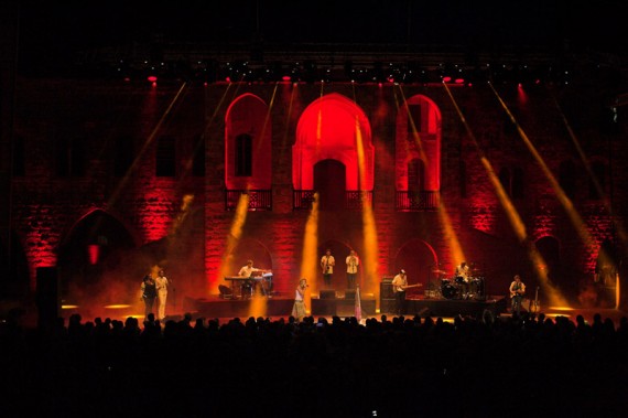 Robe Beiteddine Art Festival Lebanon bei022039430a