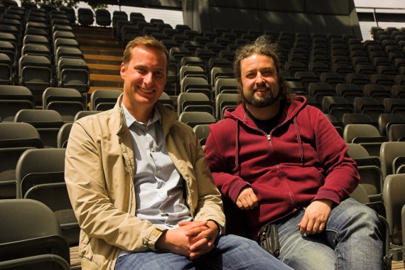 Dean Karov from Robe’s Slovenian distributor MK Light Sound (left) with Lutkovno Gledališče’s Technical Director Jason Smith.