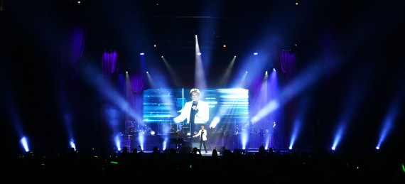 Robe Barry Manilow RCC_1163