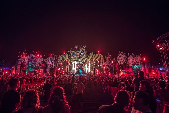 Robe Felix Lighting EDC Las Vegas 2015 0408