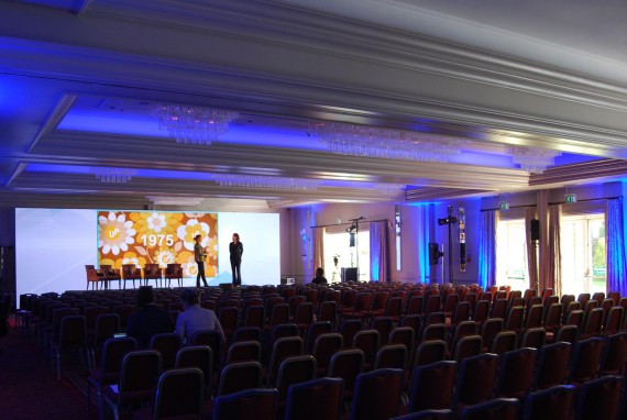 PR Live New Absen 3.9 mm LED Screen 5