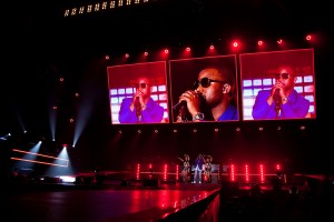 Robe Cassper Nyovest FillUpTheDome Drawntolight-180