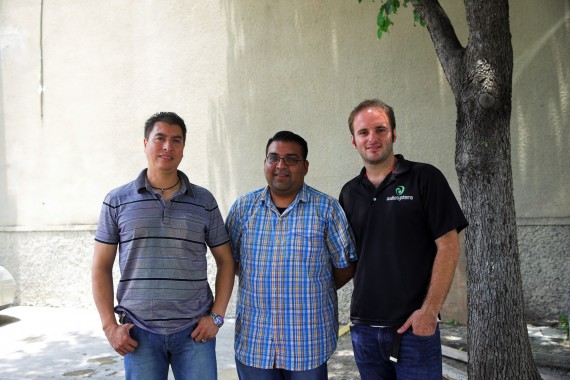 L-R Juan Carlos Jasso (Operations Director, Alberto Garcia (Vari Internacional) and Franco Cinquini (Sales Manager)