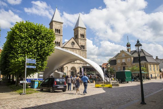 Robe Snapsting Viborg 2016 main square vib241449365