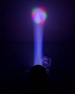 Colours don't really mix in the beam.